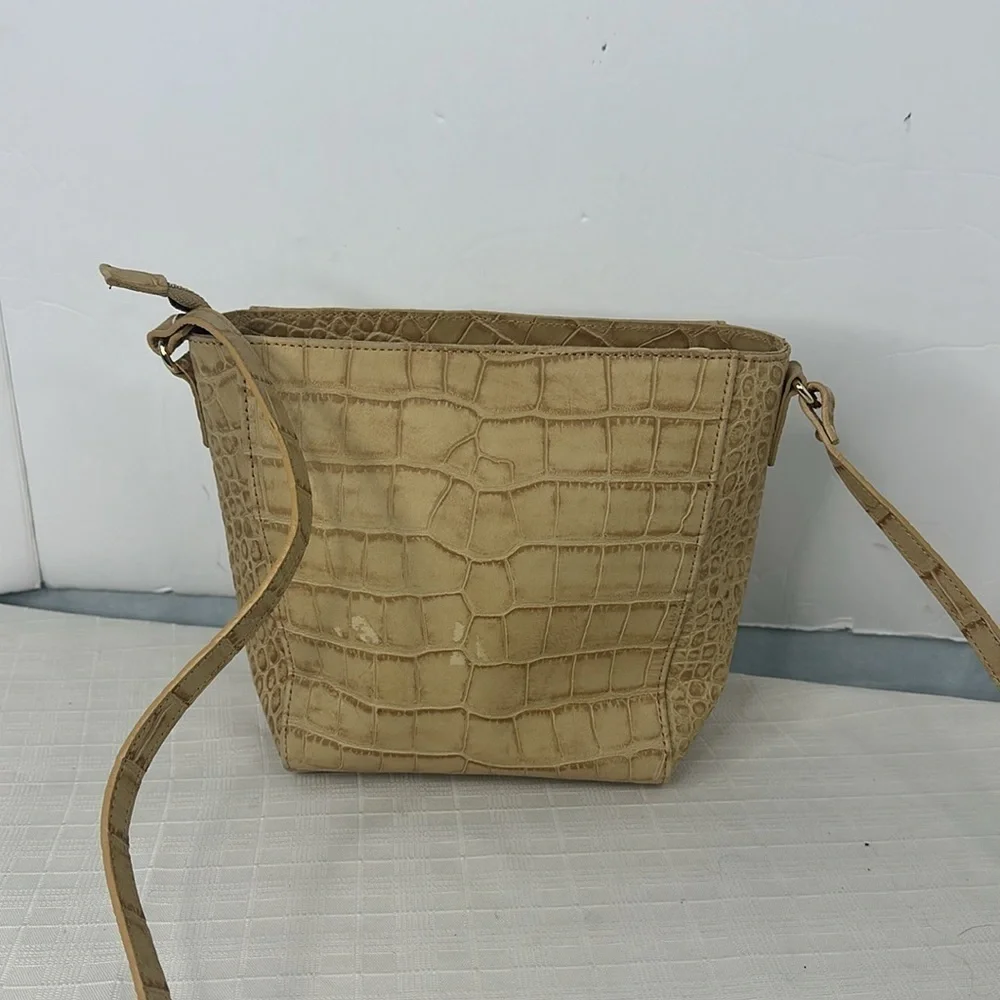 Valentina croc embossed